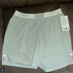 Lululemon License to Train 7”